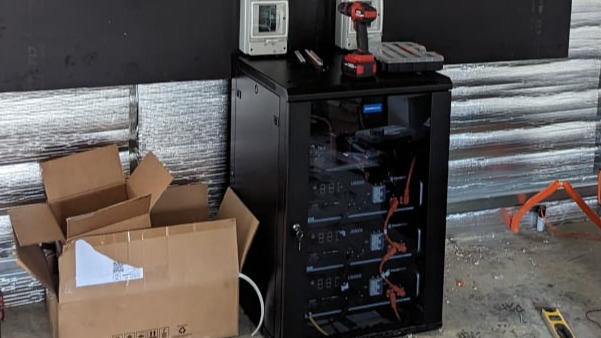 lithium solar battery